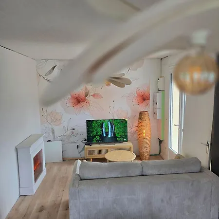 L'ecume De - 50 M De La Apartman